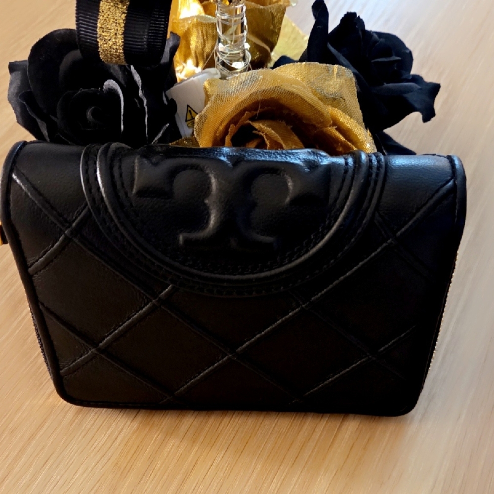 Tory Burch Black Quilted Wallet